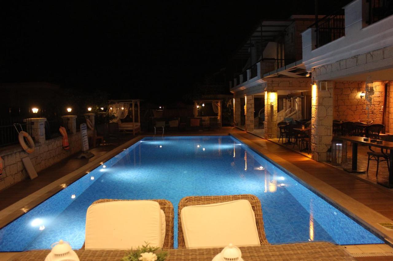 Fizzio Alacati Hotel Екстериор снимка