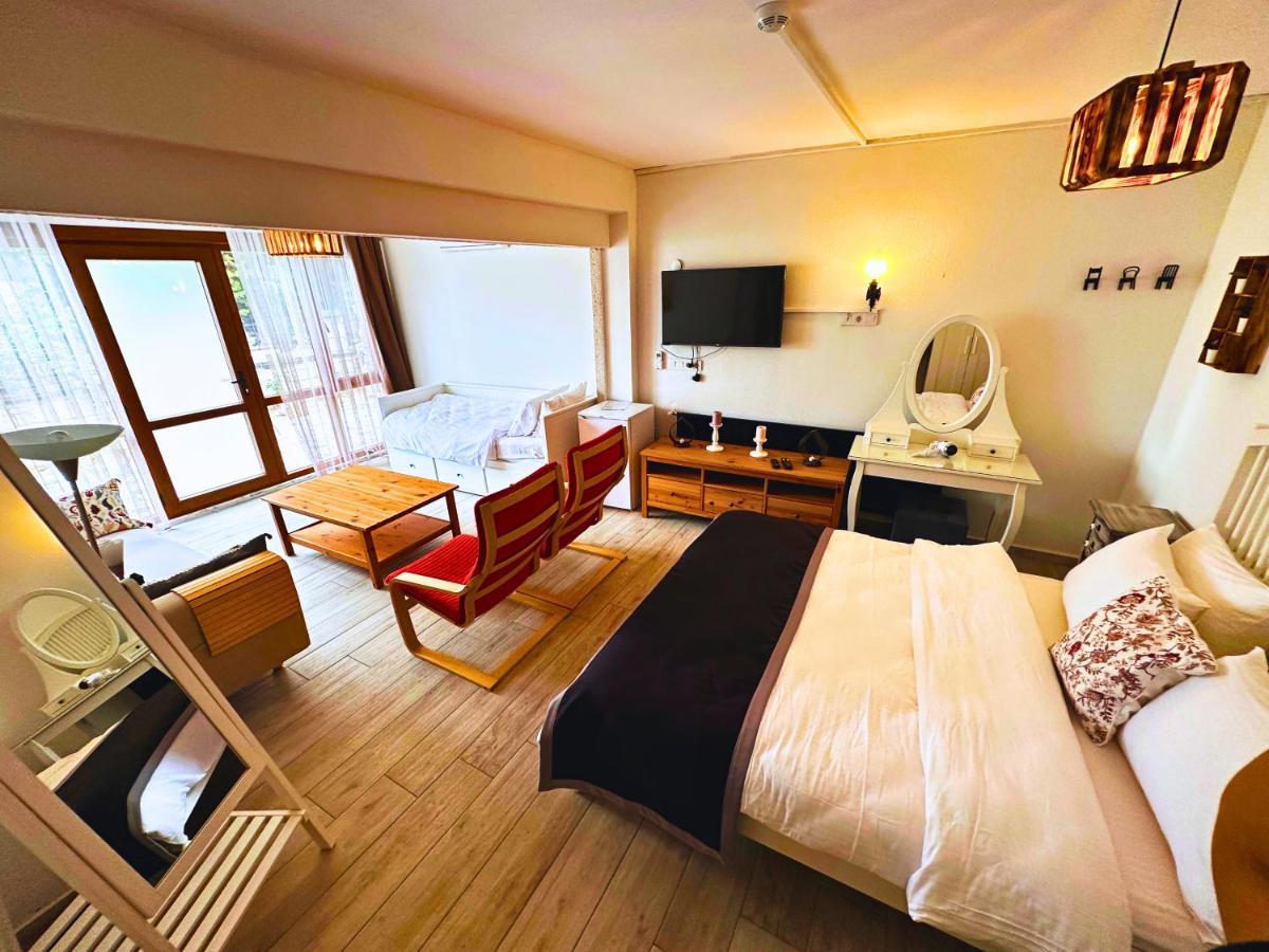 Fizzio Alacati Hotel Екстериор снимка